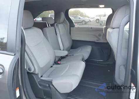 2024 Toyota Sienna Le from USA, damaged, VIN 5TDKRKEC3RS202628